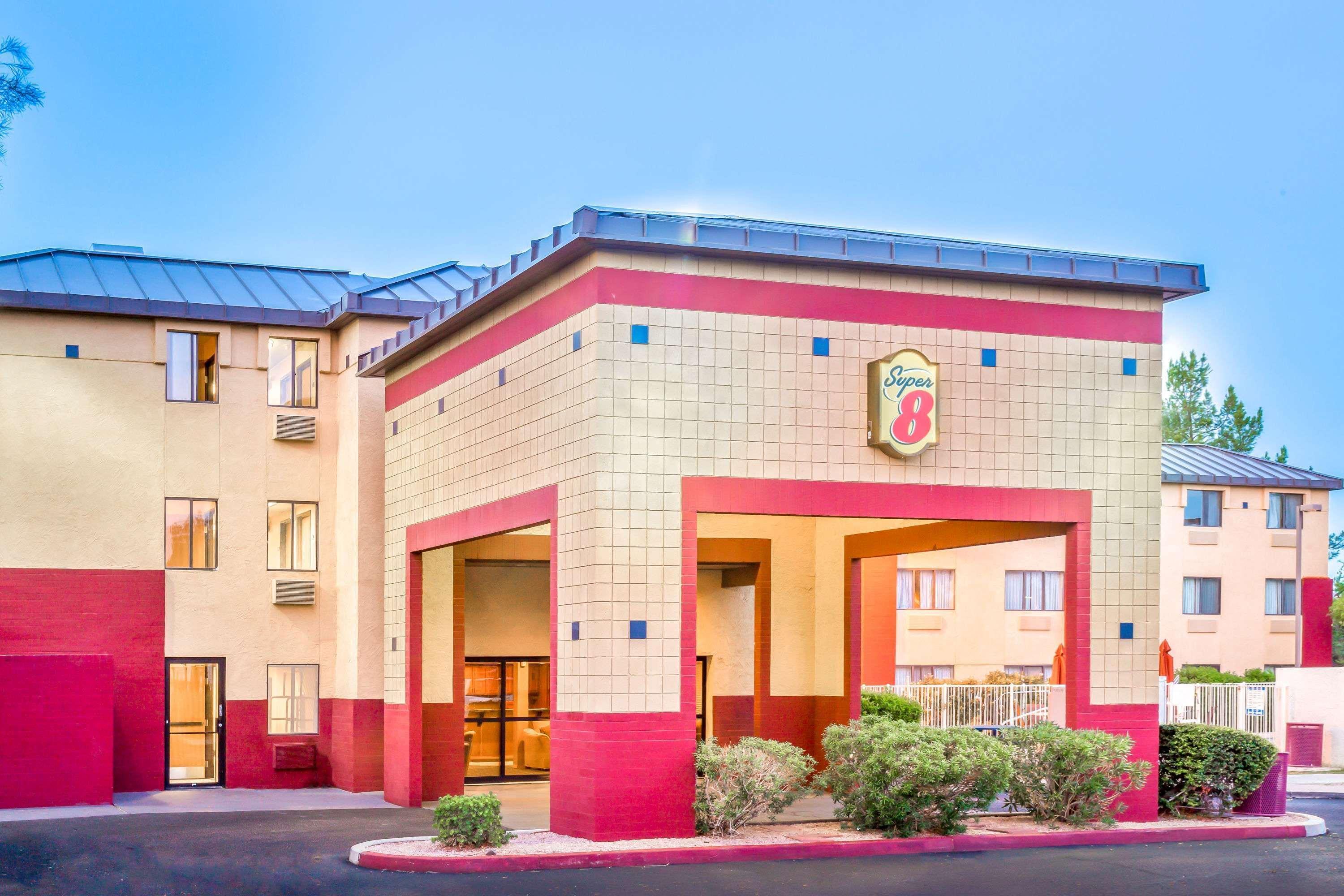 Super 8 By Wyndham Mesa Gilbert Otel Dış mekan fotoğraf