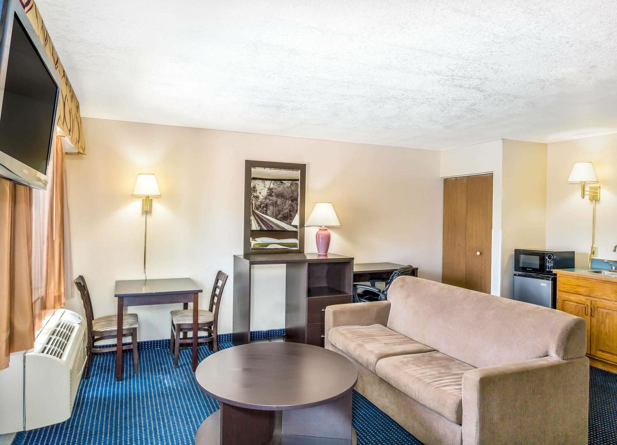 Super 8 By Wyndham Mesa Gilbert Otel Dış mekan fotoğraf