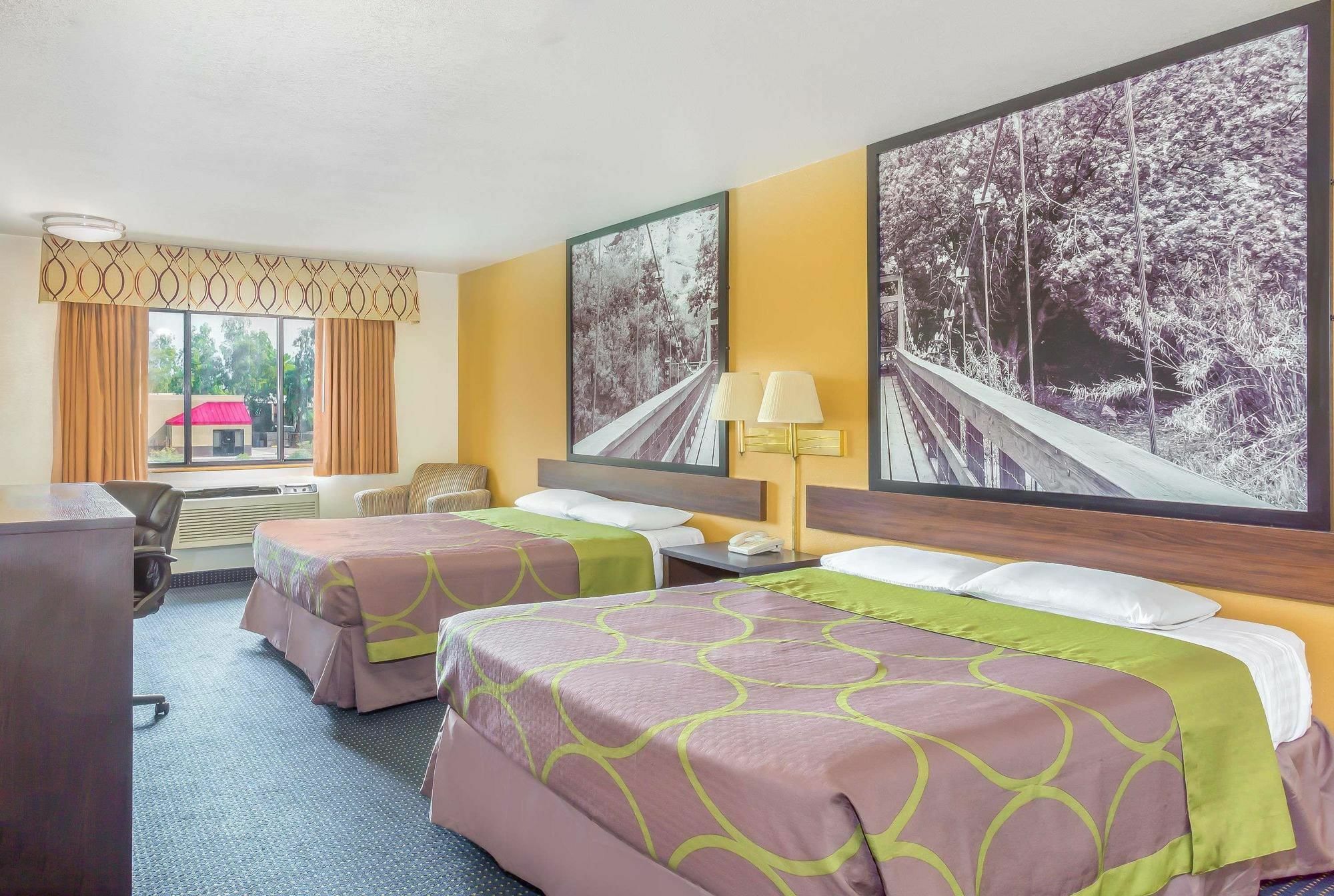 Super 8 By Wyndham Mesa Gilbert Otel Dış mekan fotoğraf